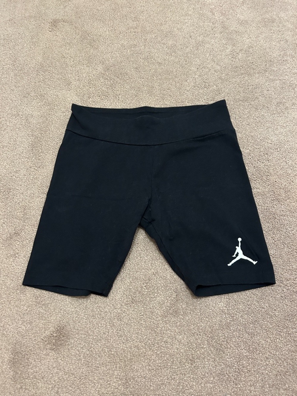 NWOT, Nike Girl’s Jordan Essential Biker Shorts